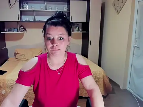 Soffy Skye online show from April 2026 04:59:01 AM