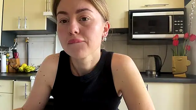 MartaLuna  online show from April 2026 08:10:01 AM