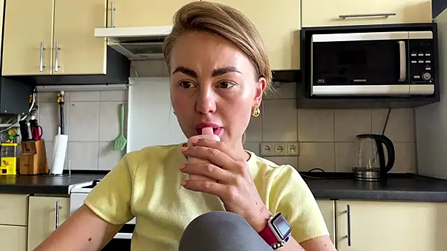 MartaLuna  online show from July 2026 07:45:01 AM