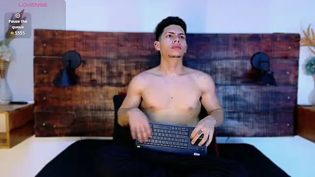 JhosuaVega online show from February 2026 01:34:01 AM