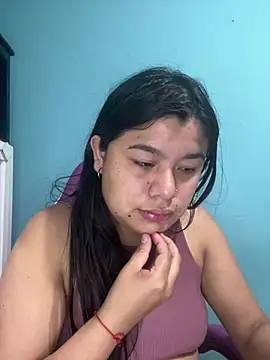 Snapshot of April_Becker chatting on June 2026 03:28:01 AM April Becker online show from June 2026 03:28:01 AM