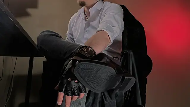 Vincent Hardman online show from February 2026 08:05:01 PM