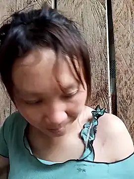 bonnie-00 online show from April 2026 10:08:02 AM