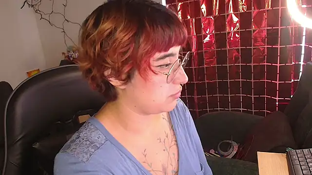 Miacatsito3 online show from February 2026 10:28:01 PM