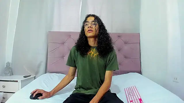 EthanBlackwoodd online show from February 2026 07:58:01 PM