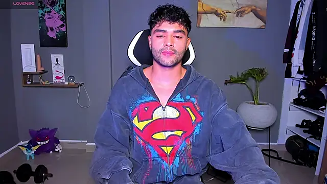 JordanRossie online show from April 2026 12:18:01 PM