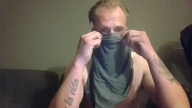 steef070 online show from May 2026 11:45:02 PM