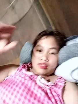 Luyen004 online show from April 2026 01:41:01 PM