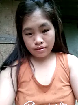 Luyen004 online show from April 2026 10:49:01 PM