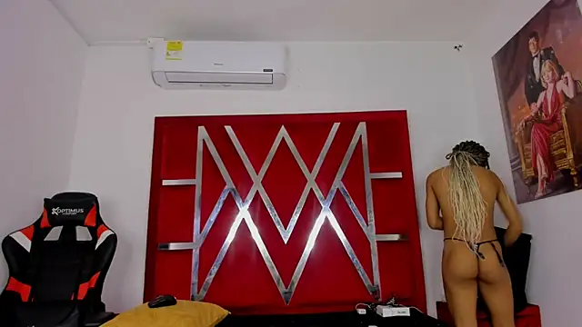 angelkyraasm online show from February 2026 12:33:02 PM