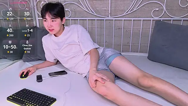 HeejinWang online show from December 2025 04:18:02 AM