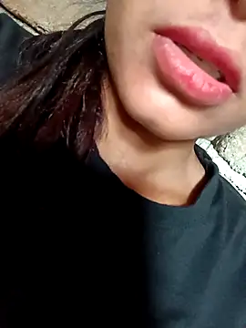 Aaisha-16 online show from April 2026 03:30:02 AM