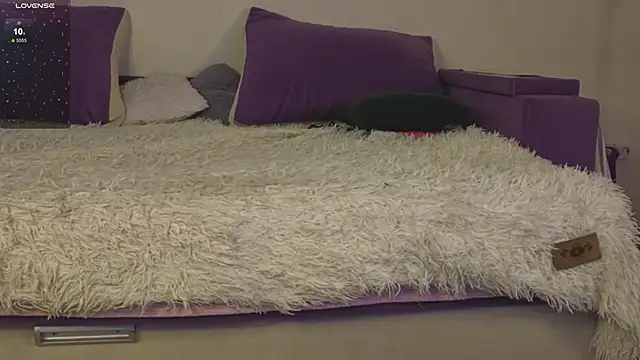 Gentle Ariel online show from March 2026 02:17:01 AM