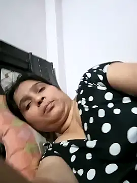 aliya-jaan71 online show from May 2026 09:38:02 AM