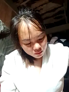 emilyzz online show from April 2026 03:24:01 AM