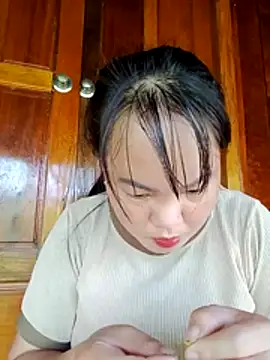 Snapshot of emilyzz chatting on May 2026 07:47:01 AM emilyzz online show from May 2026 07:47:01 AM