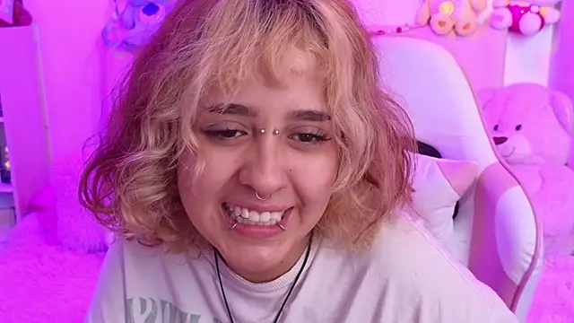 NekoWaifu online show from March 2026 02:58:02 PM