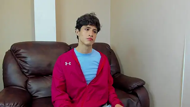 Xam Collen online show from December 2025 04:45:02 PM