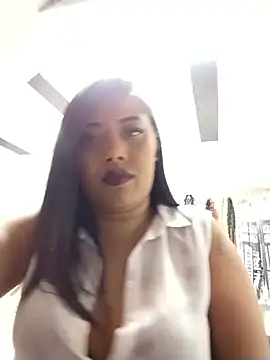 Ebony-Goddess19 online show from November 2025 03:45:02 PM