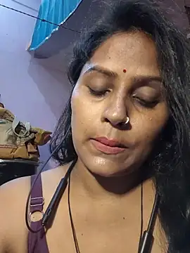 Jasmine Januja online show from June 2026 03:38:01 PM