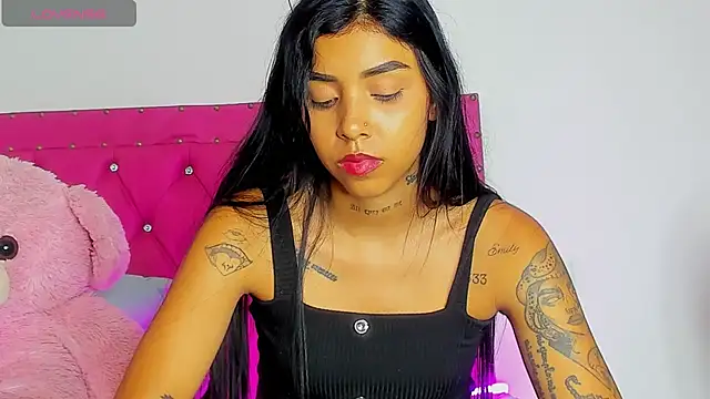 dahiiangomezz online show from March 2026 03:50:01 PM