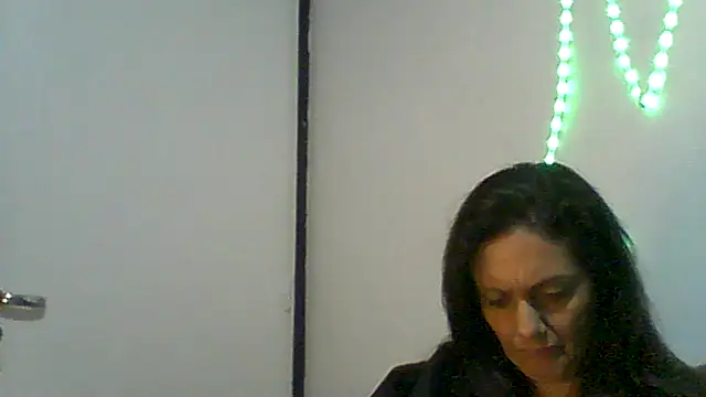 Snapshot of dulcefanny chatting on June 2026 02:57:01 AM dulcefanny online show from June 2026 02:57:01 AM