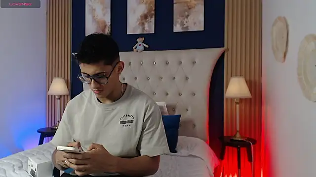 SalvadorFit online show from March 2026 08:16:01 PM