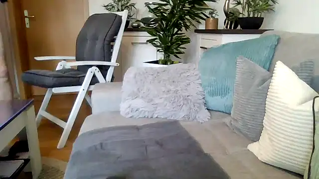 pup benji online show from May 2026 02:22:01 PM