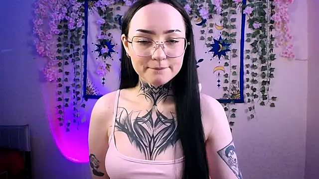 MollyKissy online show from April 2026 04:06:02 AM