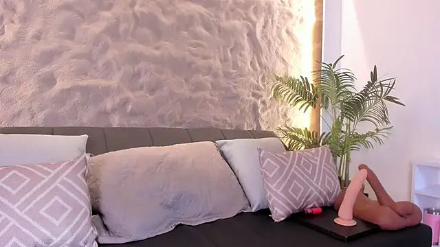 Snapshot of Naomy_gyal chatting on February 2026 07:24:02 PM Naomy gyal online show from February 2026 07:24:02 PM