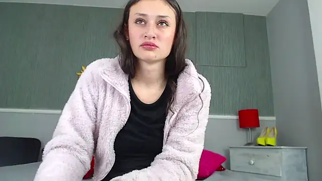 Emily Swiftt online show from December 2025 11:56:02 PM