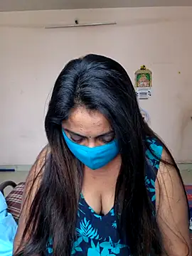 queendivya online show from June 2026 01:43:02 AM
