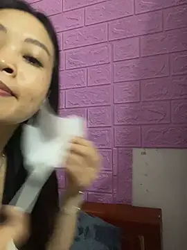 Snapshot of Tanakute20 chatting on March 2026 04:35:01 PM Tanakute20 online show from March 2026 04:35:01 PM