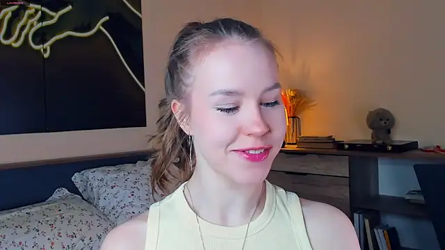 MaliaBourraine online show from March 2026 09:46:01 AM