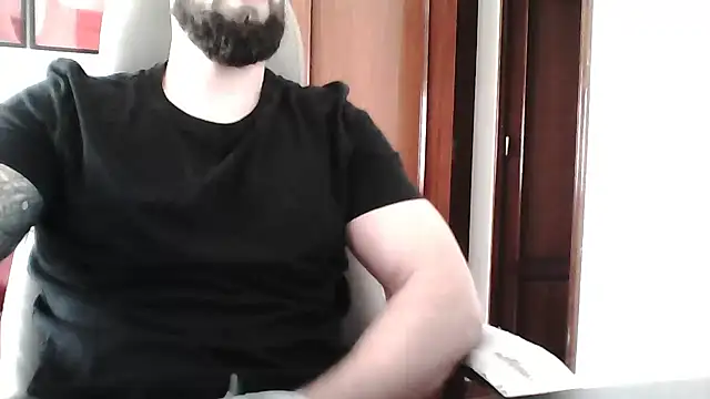 yourfantasy777 online show from April 2026 03:35:01 PM