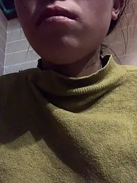 Snapshot of Halyy_xx chatting on February 2026 10:05:02 AM Halyy xx online show from February 2026 10:05:02 AM