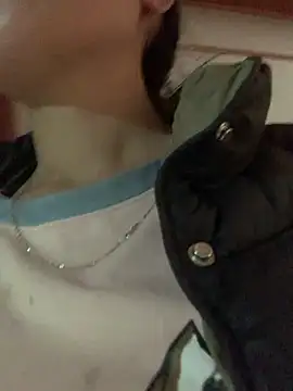 Snapshot of Halyy_xx chatting on March 2026 08:39:02 AM Halyy xx online show from March 2026 08:39:02 AM