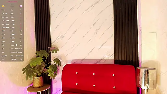 EmillyLim online show from April 2026 08:14:02 PM