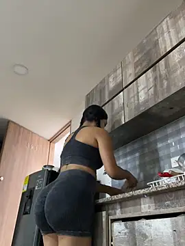 Snapshot of FOX_LATINA chatting on June 2026 07:23:01 PM FOX LATINA online show from June 2026 07:23:01 PM