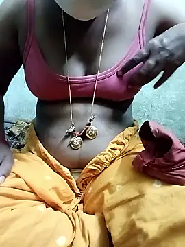 Snapshot of TeluguCuplehyd chatting on February 2026 07:34:02 AM TeluguCuplehyd online show from February 2026 07:34:02 AM