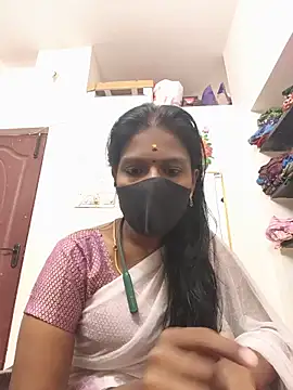 Snapshot of Tamil_Yalini12 chatting on June 2026 02:46:01 AM Tamil Yalini12 online show from June 2026 02:46:01 AM