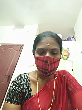 Snapshot of Tamil_Yalini12 chatting on June 2026 04:48:01 AM Tamil Yalini12 online show from June 2026 04:48:01 AM