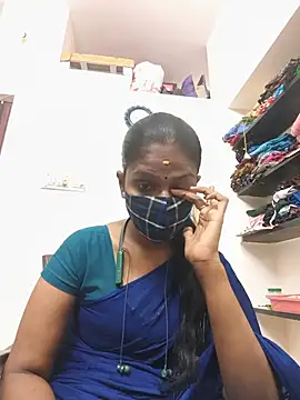 Snapshot of Tamil_Yalini12 chatting on June 2026 10:19:02 AM Tamil Yalini12 online show from June 2026 10:19:02 AM