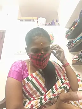 Snapshot of Tamil_Yalini12 chatting on June 2026 06:42:02 PM Tamil Yalini12 online show from June 2026 06:42:02 PM