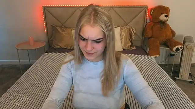 AlinaLiii online show from March 2026 12:38:02 PM