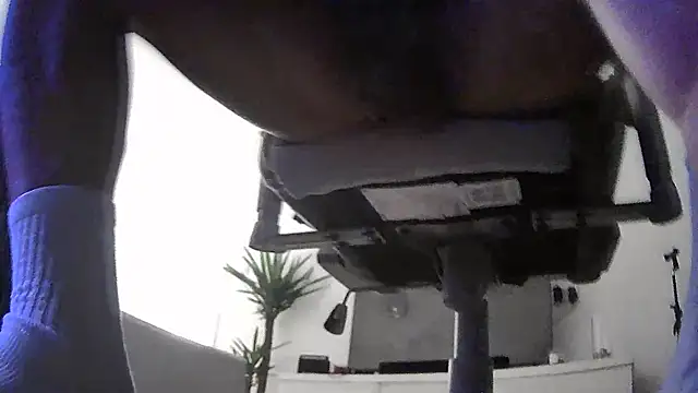 GymKing99 online show from October 2025 08:42:01 PM