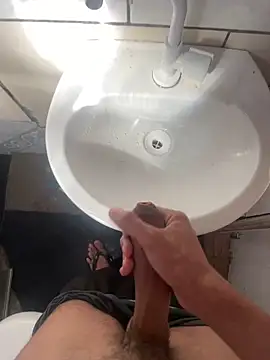 Snapshot of ooMiguel17CM chatting on March 2026 06:13:01 PM ooMiguel17CM online show from March 2026 06:13:01 PM