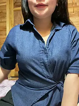 violet-00 online show from May 2026 02:38:01 AM