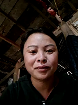 xuxulovezz online show from April 2026 12:41:02 AM