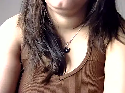 Aaliya02 online show from November 2025 08:24:01 AM